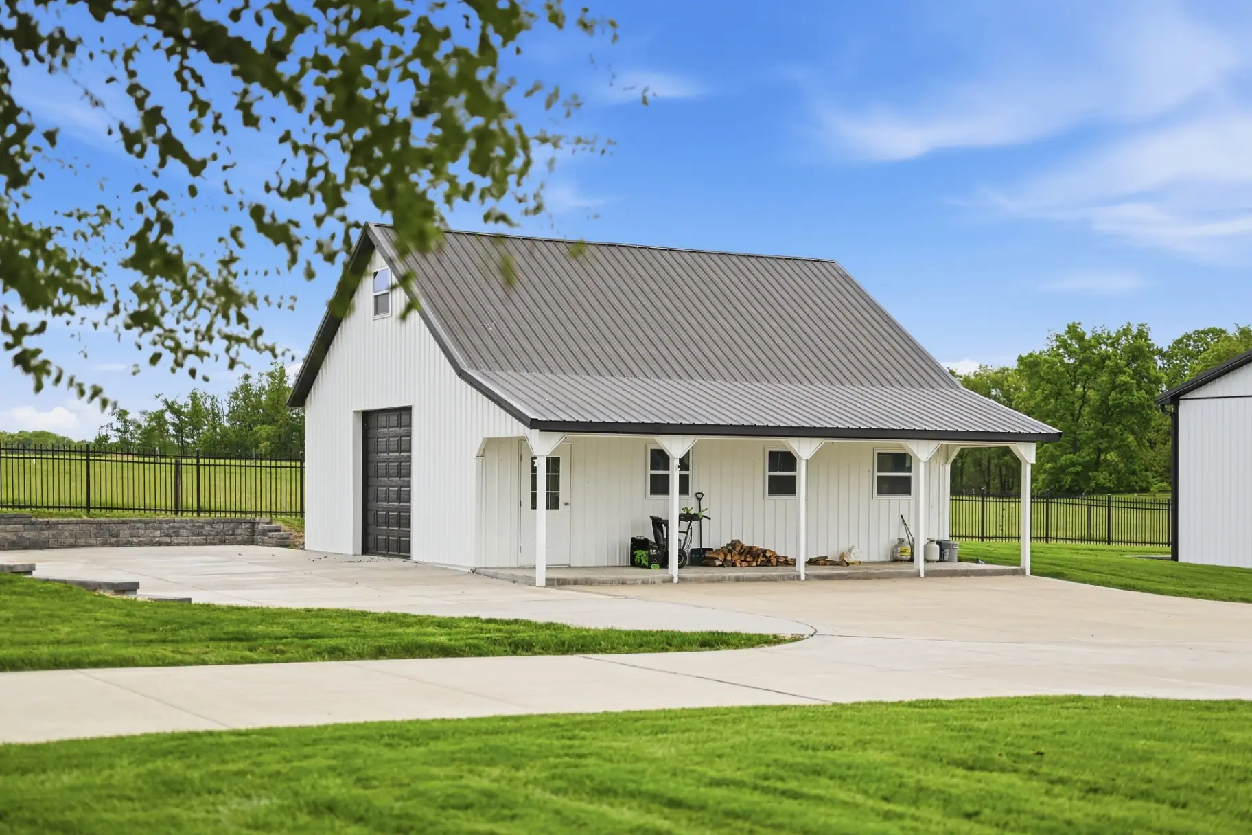 The Listing Presentation Edge: Walking In With a Media Plan