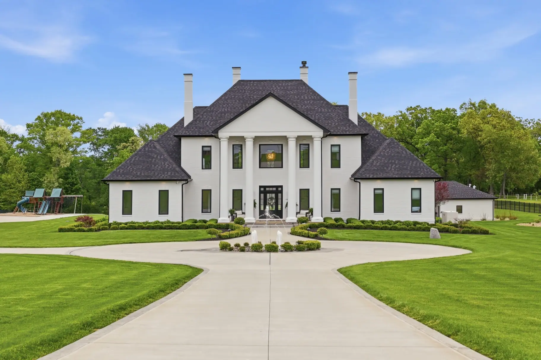 How Top Agents Use Media to Win More Listings